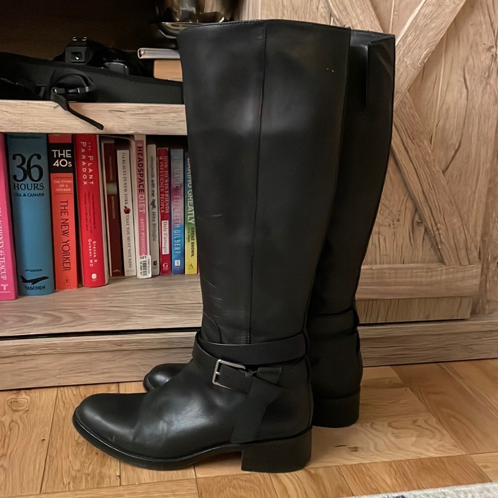 Gently worn women’s Cole Haan black leather calf length boots size 7.5